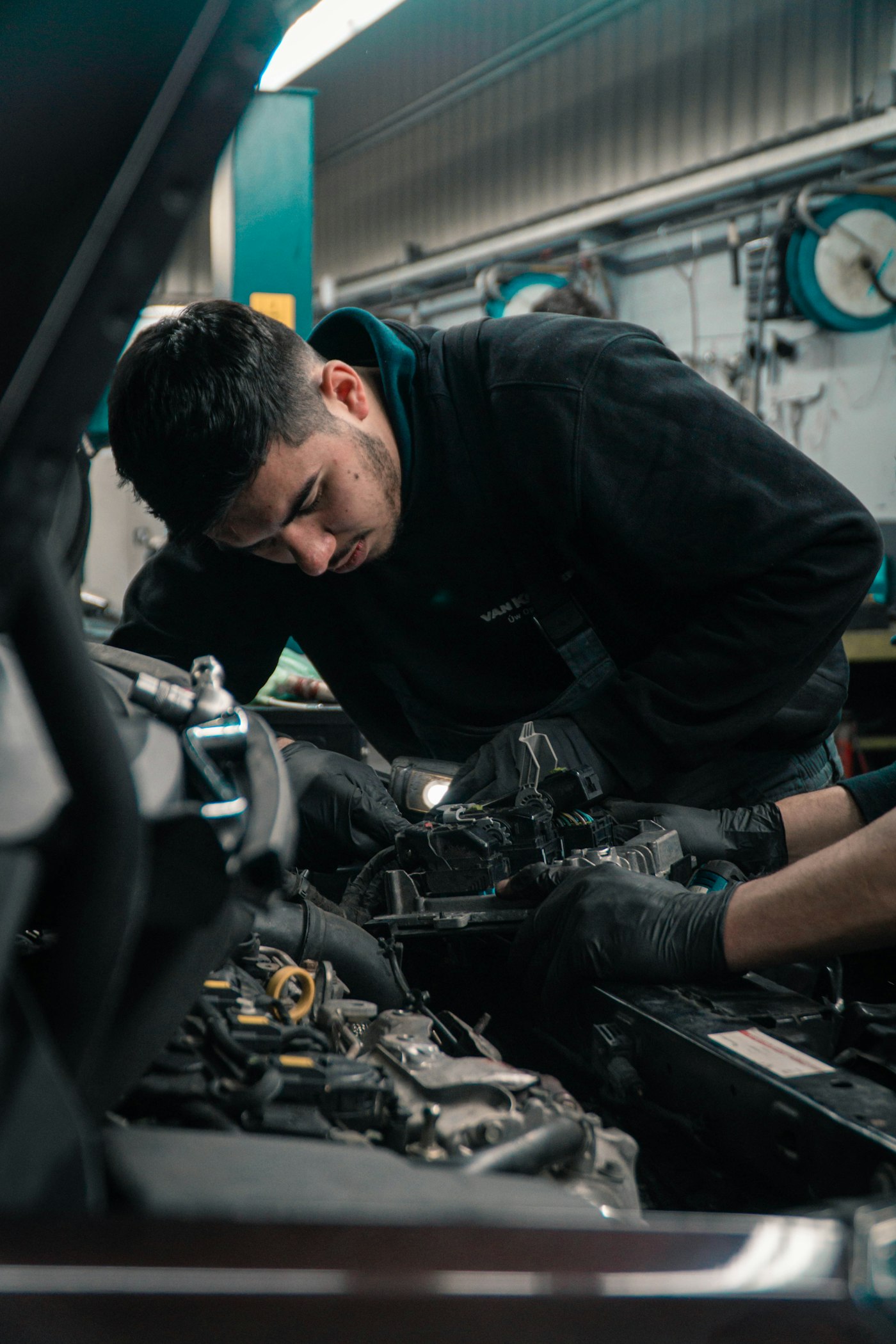 OBD-II vehicle diagnostic scanner